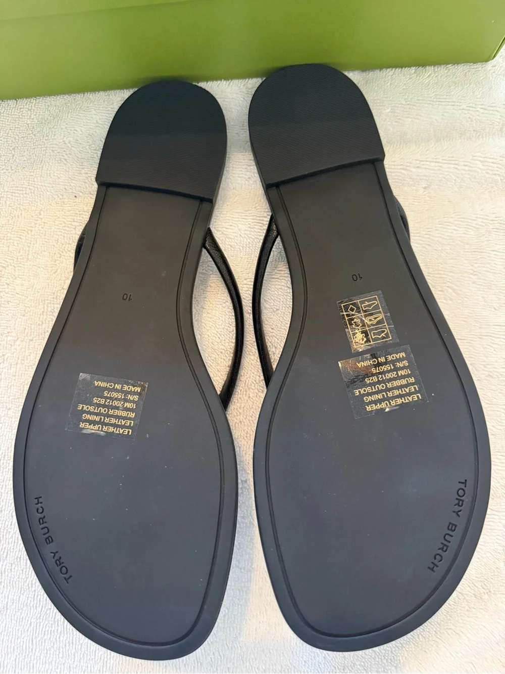 Tory Burch Black Leather Thong Sandals Chelsea Size 10 NIB New